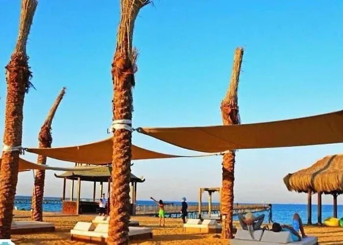 Mohamed Afifi Bluebay - Families - Ground 2 Bed Daire *
